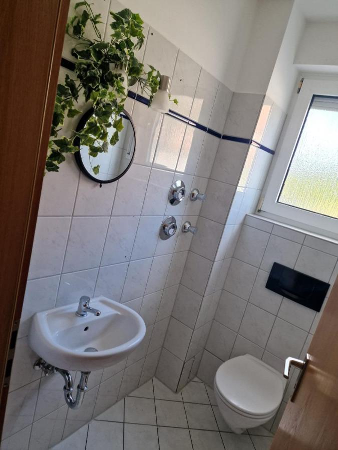 Monteurzimmer/Ferienwohnung Brauckstraße, Gladbeck Exterior foto